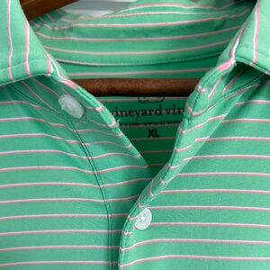 Vineyard vines